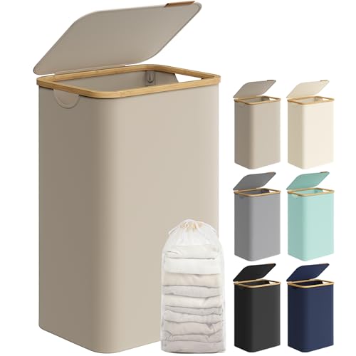 SONGMICS Wäschekorb mit Deckel, Wäschesammler 90 L, herausnehmbarer Wäschesack, Oxford-Gewebe, Griffe aus Bambus, zusammenklappbar, 42 x 32 x 70,5 cm, kamelbraun LCB509N01V1